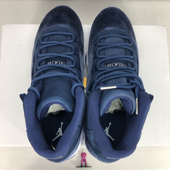 ***SOLD Air Jordan 11 Retro ‘Midnight Navy Velvet’ - Picture 8 of 8